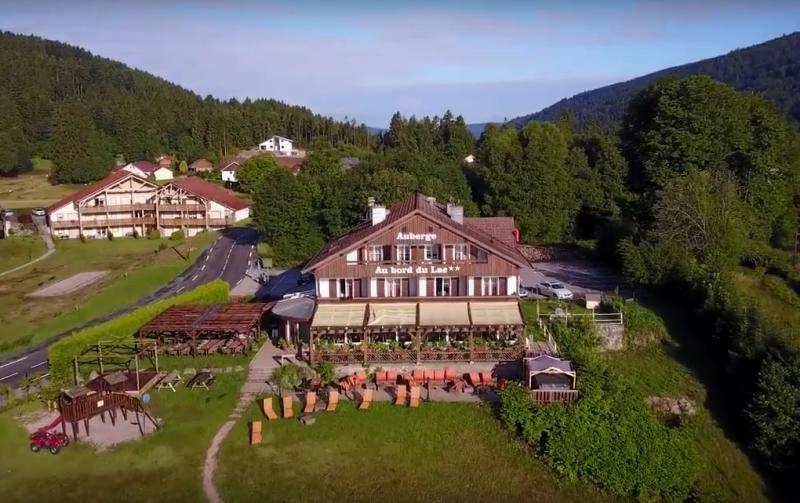 L'auberge Au Bord Du Hotel